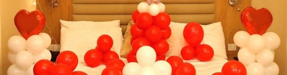 Looking for a Romantic Stay in Noida sector- 11?